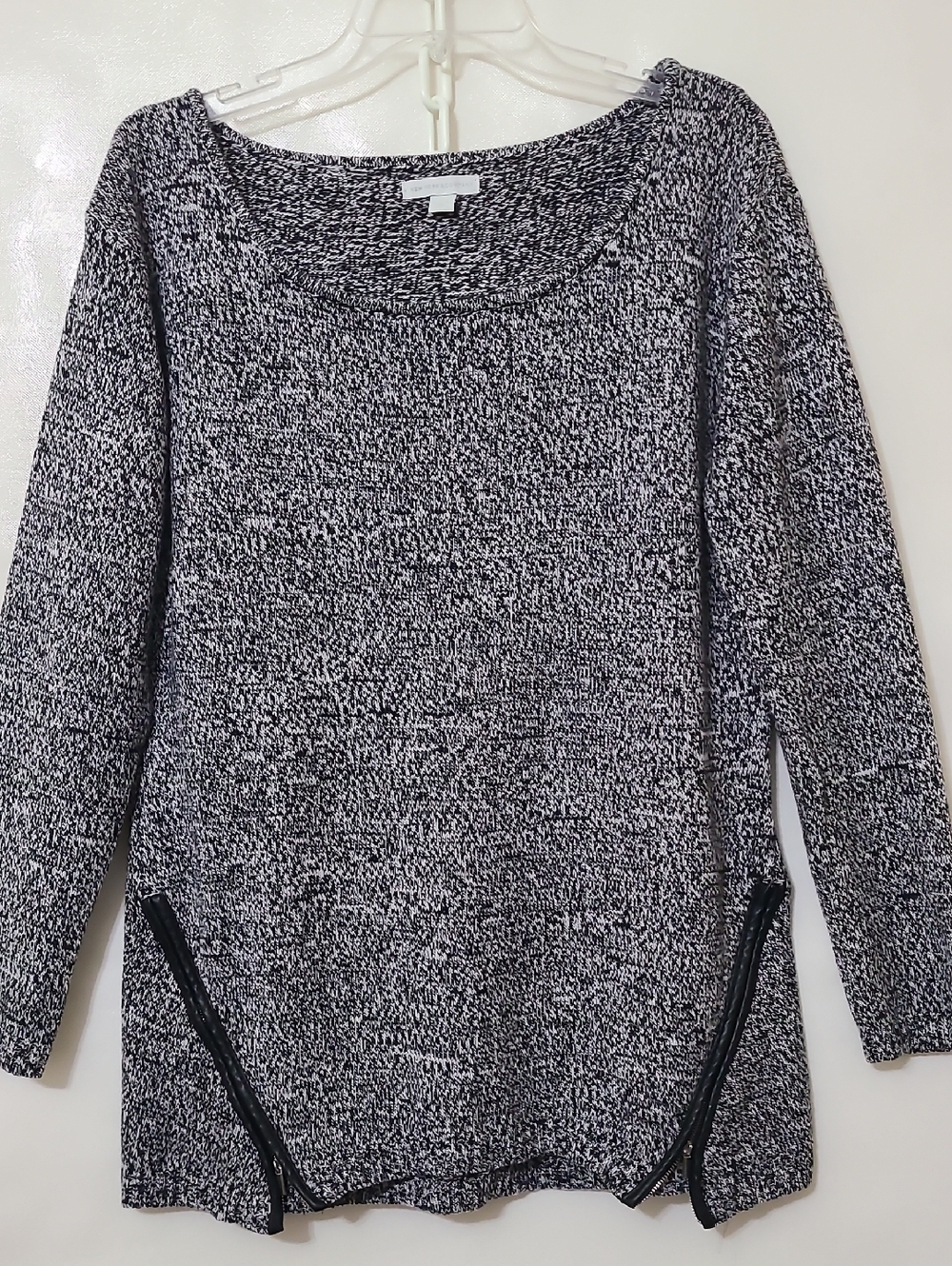 New York and Company Women's Black & White Sweater with Side Zippers - Size:  L